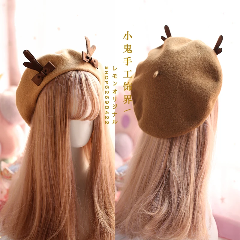 Japanese soft sister Christmas antlers autumn and winter wool beret painter hat bud cap lovely deer antlers biscuits