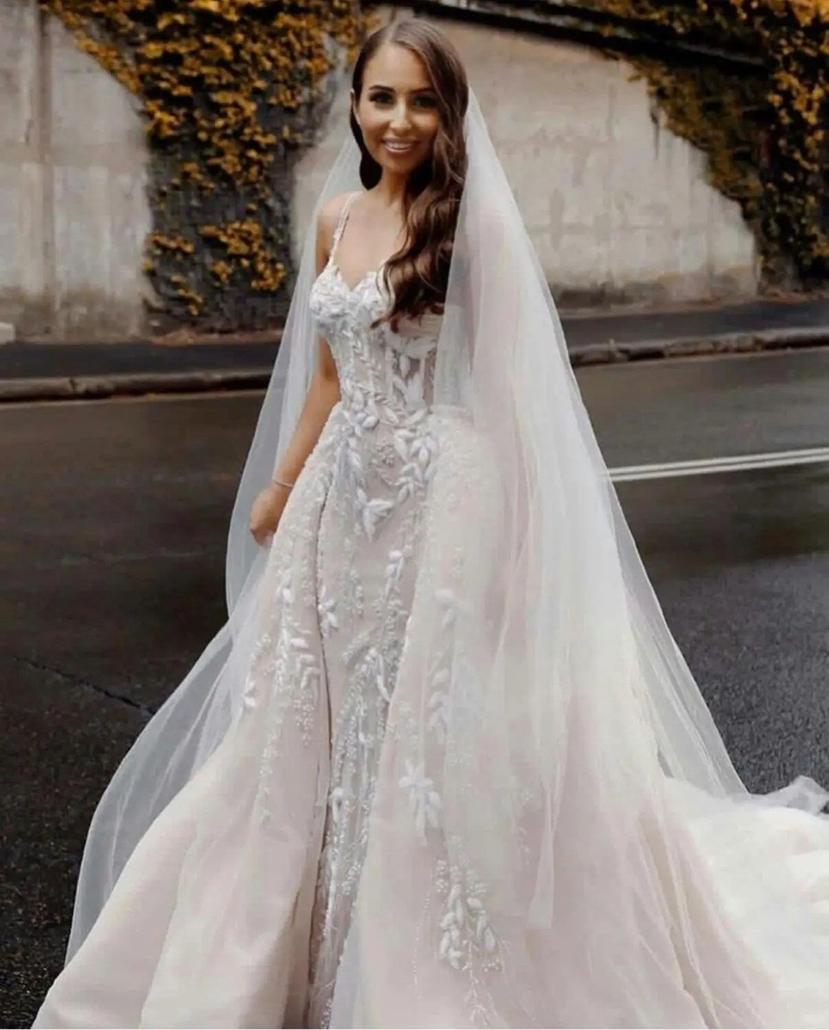 Mermaid Wedding Dresses With Detachable Train Lace Appliques Beaded Country Wedding Dress 2020 Sexy Backless Robes De Mariée