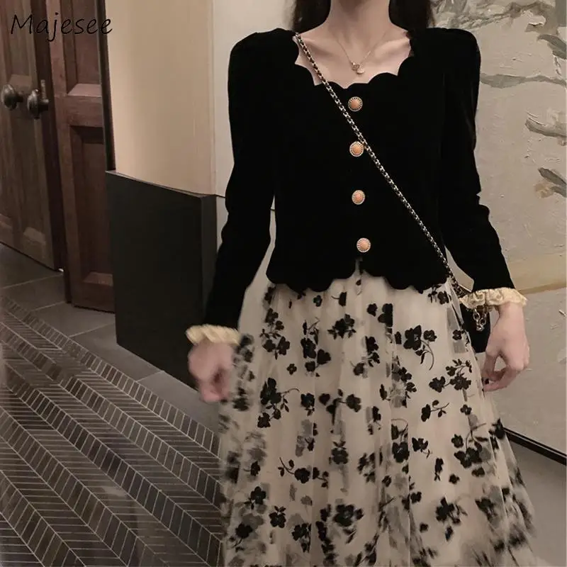 

Women Sets Elegant 2piece Black Square Collar Puff Sleeve Slim Wave Edge High Waist Floral Pattern Mesh Skirts Retro Party Wear