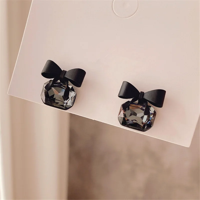 2020 New Arrival Trendy Crystal Simple Black Bowknot Dangle Earrings For Women Sweet Fashion Jewelry Oorbellen Gift