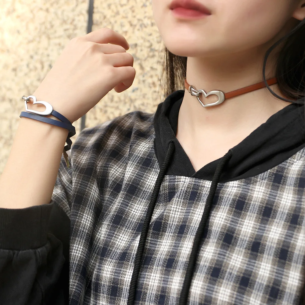 TOTABC Newest Design Black Simple love Leather Charms Bracelet for Women Simple Blank Design Amazing Width Bracelet & Bangle