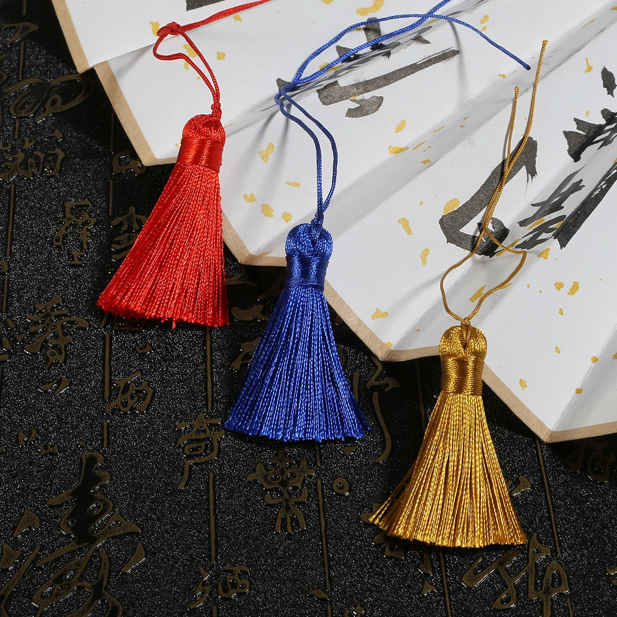 Kép 5: 17 színek 5.5cm Magas minőségű Gyapot Disznóserte Bojt Porhanyós Bojt curtains Akasztás számára DIY ékszer Gyártás Hozzávalók accessor