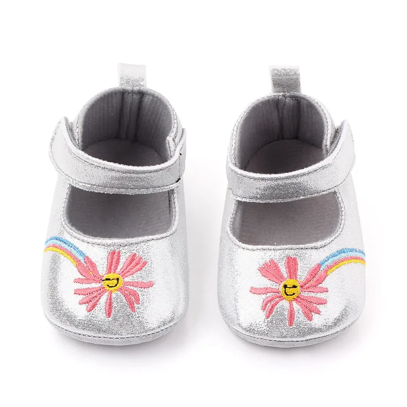 2021 New Baby Shoes Lovely Flower Infant PU First Walkers Soft Crib Shoes Antislip Newborn Girls Princess Shoes