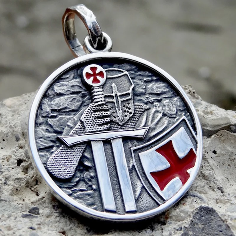 Onlysda Cool Men\'s Pendant Stainless Steel Red Armor Shield Knight Templar Crusader Cross Necklace Punk Jewelry Drop Shipping
