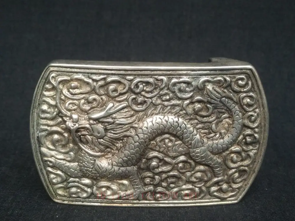 YIZHU CULTUER ART Collection China Tibet Silver Carving Dragon Statue Belt Button Decoration Gift