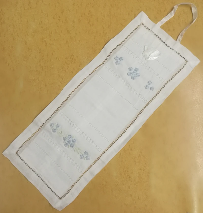 Fashion white Double Linen Toilet Paper Cover with Embroidered Flowers 7x17\