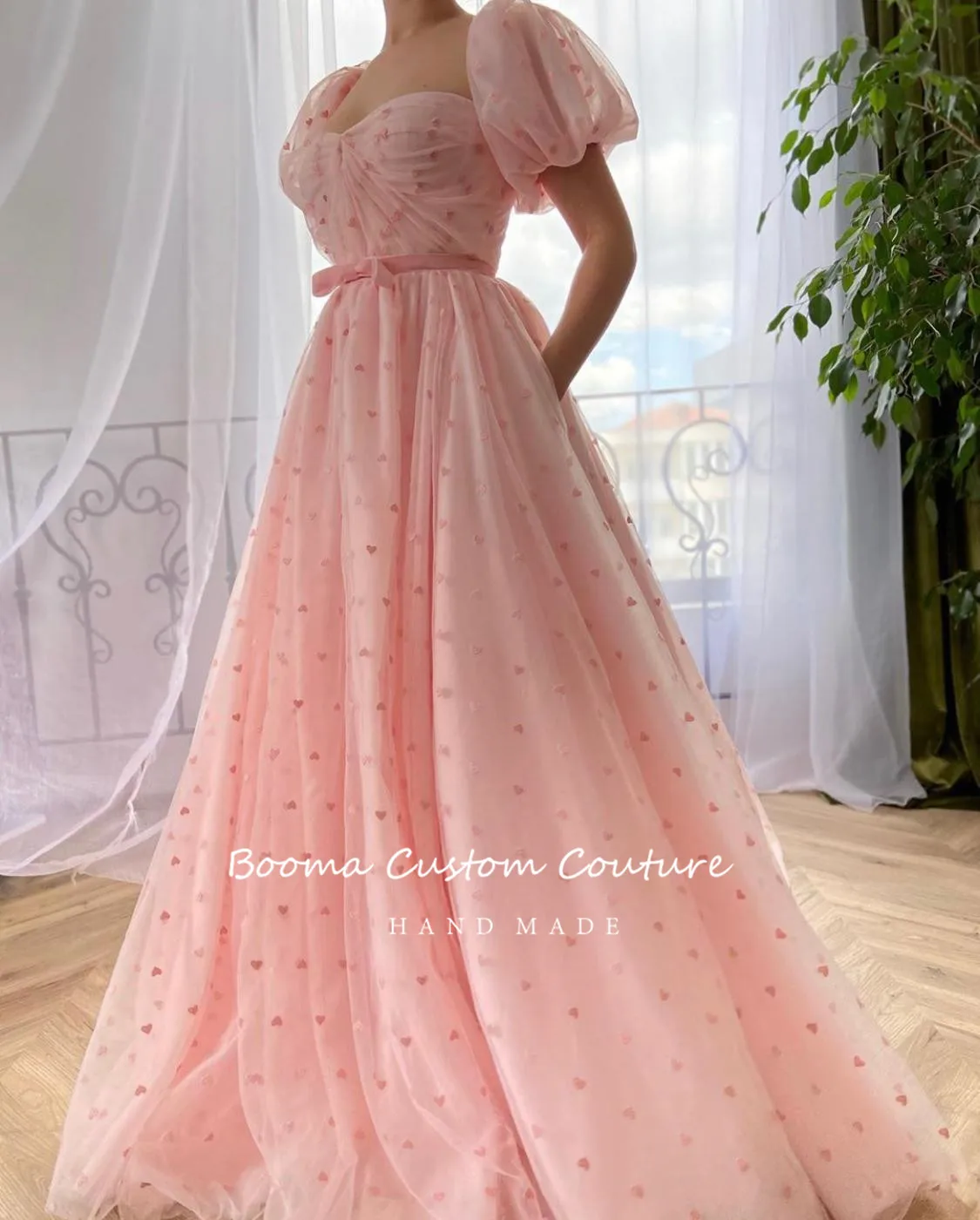 Booma Baby Pink Heart Tulle Prom Dresses Sweetheart Short Puff Sleeves Birthday Gowns A-Line Wedding Party Dresses for Women