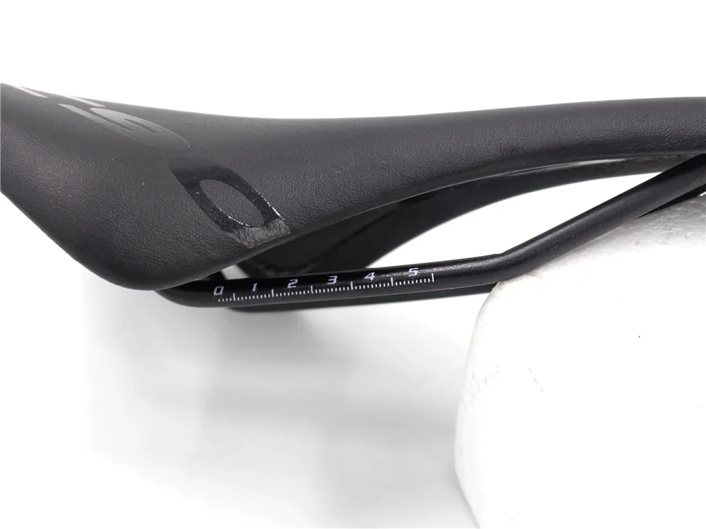 EC90 Road Bicycle Saddle Mountain Bicycle Saddle Bike Seat Sillin Cojines Hollow Design Road Bike Saddle TT Bicycle Seat