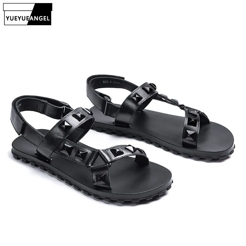 

2020 Summer Genuine Leather Sandals Men Personalized Beach Shoes Comfortable Rivet Antiskid Slides Male Casual Slippers Black