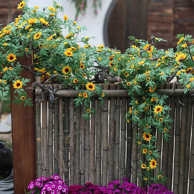 

Artificial Yellow Sunflower Wreath Silk Daisy Rattan Hanging Rattan Leaves, Wedding Background Party, Home Garden Decoration