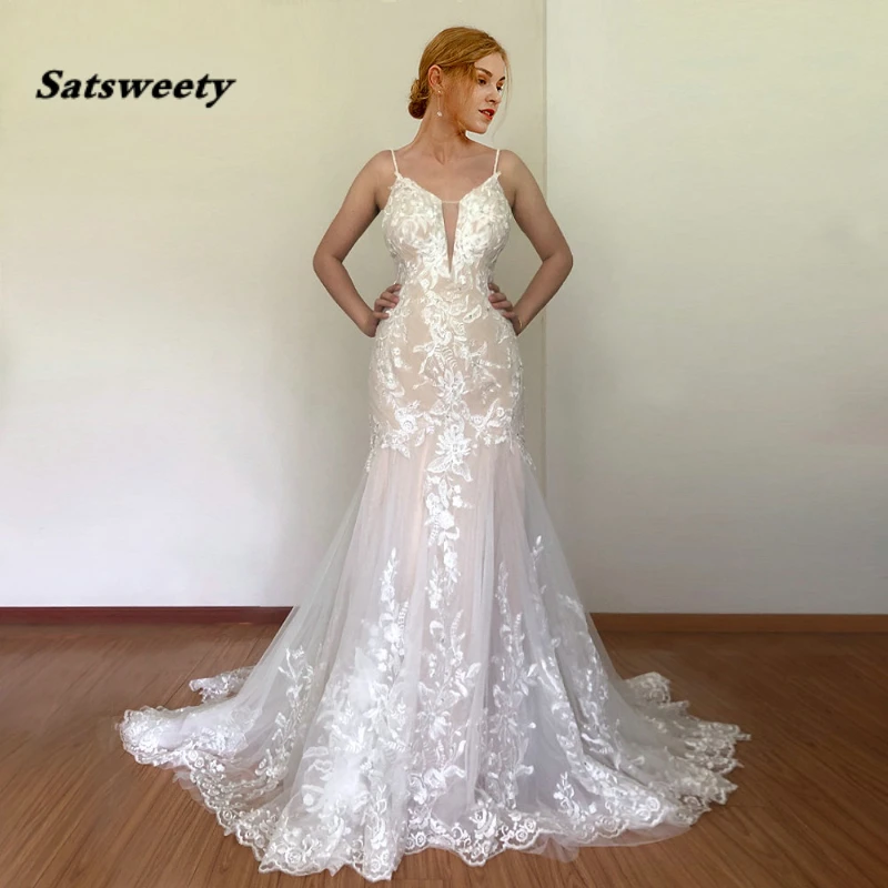 

Romantic Lace Mermaid Wedding Dress Sexy Deep V Neck Lace Applique Beading Sequins Spaghetti Backless Long Bridal Gown