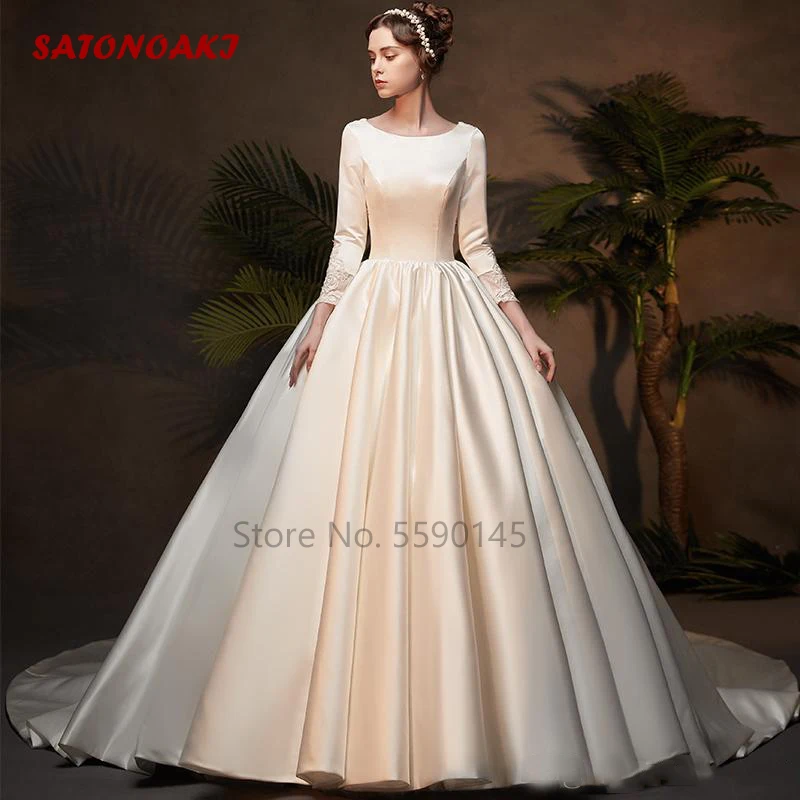 

2024 Ball Gown Satin Wedding Dress With 3/4 Sleeve Lace Applique Scoop Neck Court Train Vintage Princesa Bride Vestidos De Novia