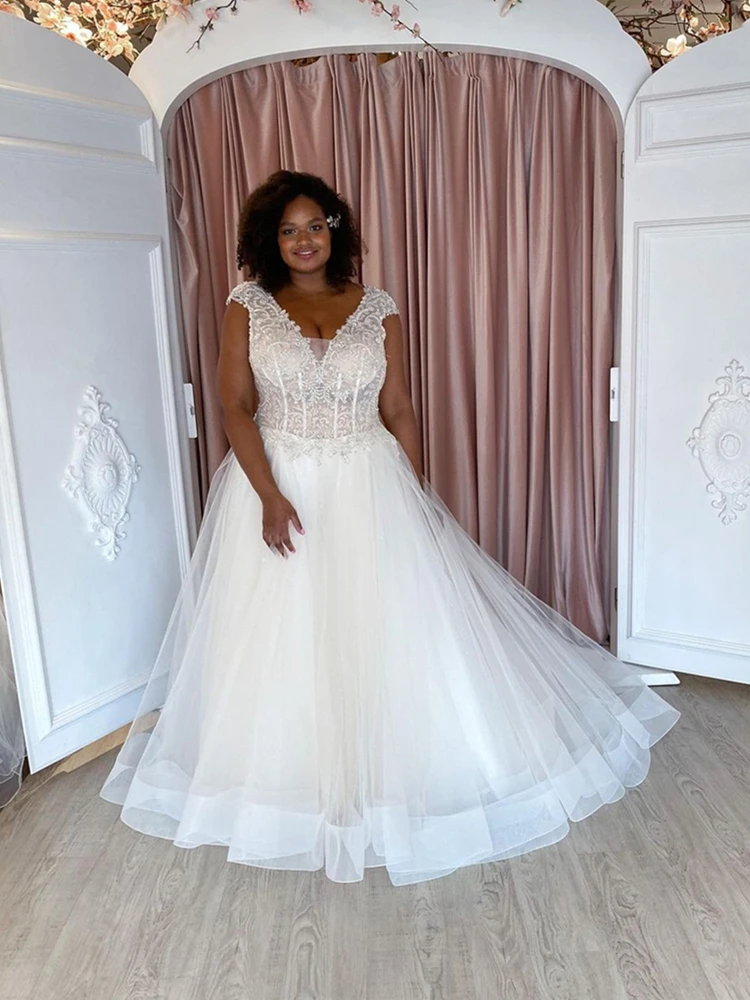 Robe de mariée bohème à col en V, appliques en dentelle, pois, dos nu, tension ficicide, tulle, train court, robe de mariée, vente chaude