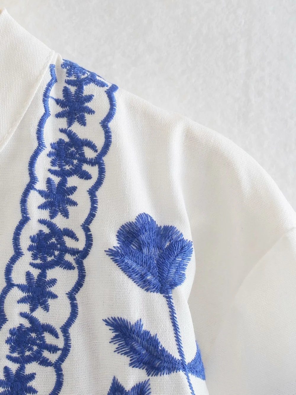 Embroidery Cotton Shirt Women Spring 2022 New Fashion Long Sleeve Top Clothes Blue and White Porcelain Floral Blouse