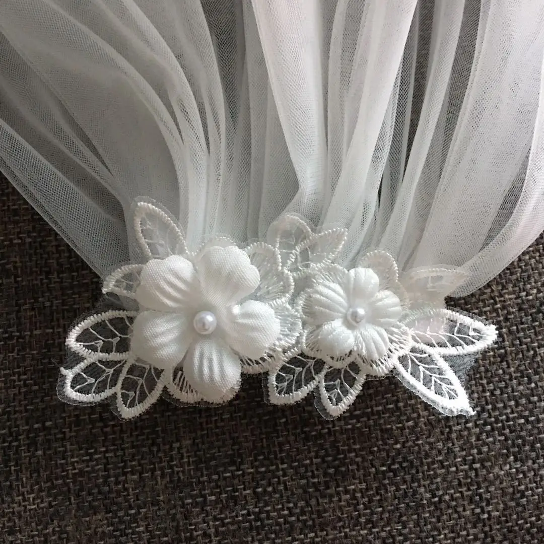 Bruiloft Sluiers Voor Bruid Witte Geappliceerd Parels Medium Lengte Kam Charmant Fascinators Veil Bridal Bruiloft Haaraccessoires