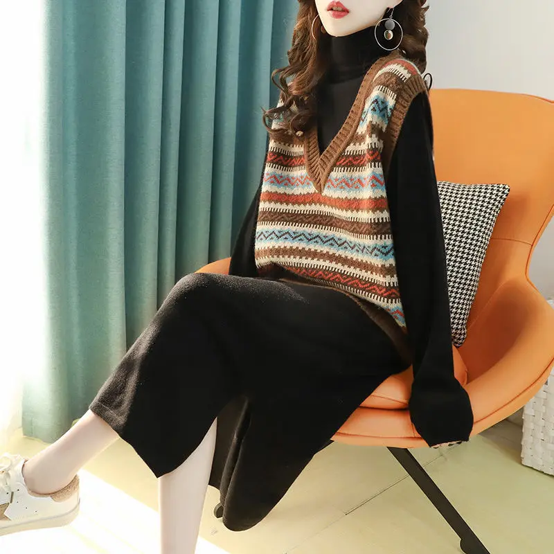 Sweater Vest Women Colorful Ulzzang Streetwear All Match V-Neck College Sleeveless Elegant Striped Lovely Female Loose Autumn