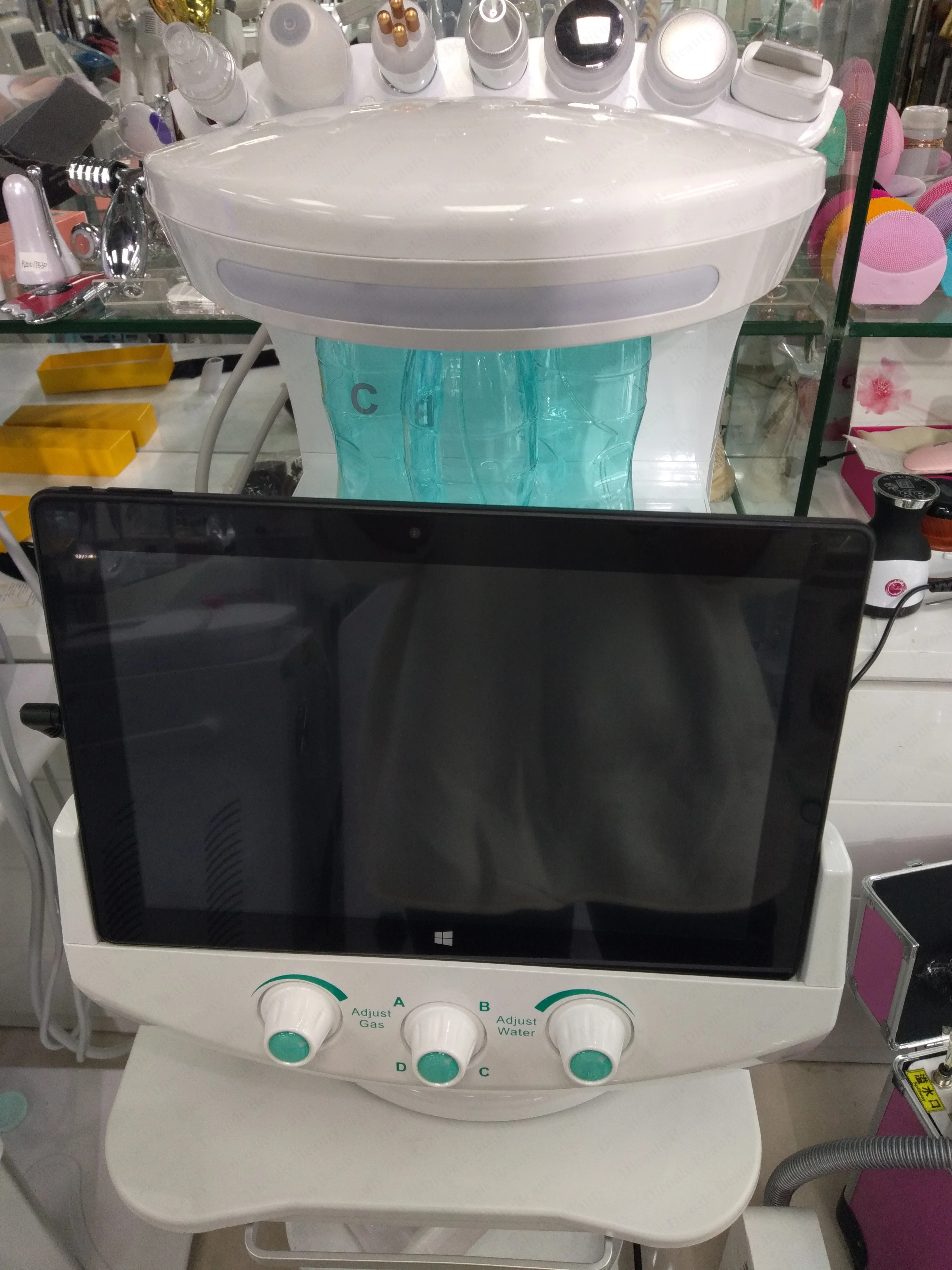 Trending 7 em 1 Ice Blue Hydro Dermoabrasão Máquina Skin Analyzer Cabeça Preta Remoção da pele Branqueamento Limpeza Facial Spa Dispositivo