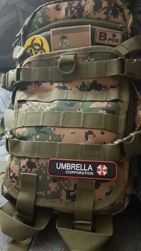 Z motywem Umbrella Corporation pcv 3D gumowa plakietka łatka taktyczna Logo Corp Paintball Insignia