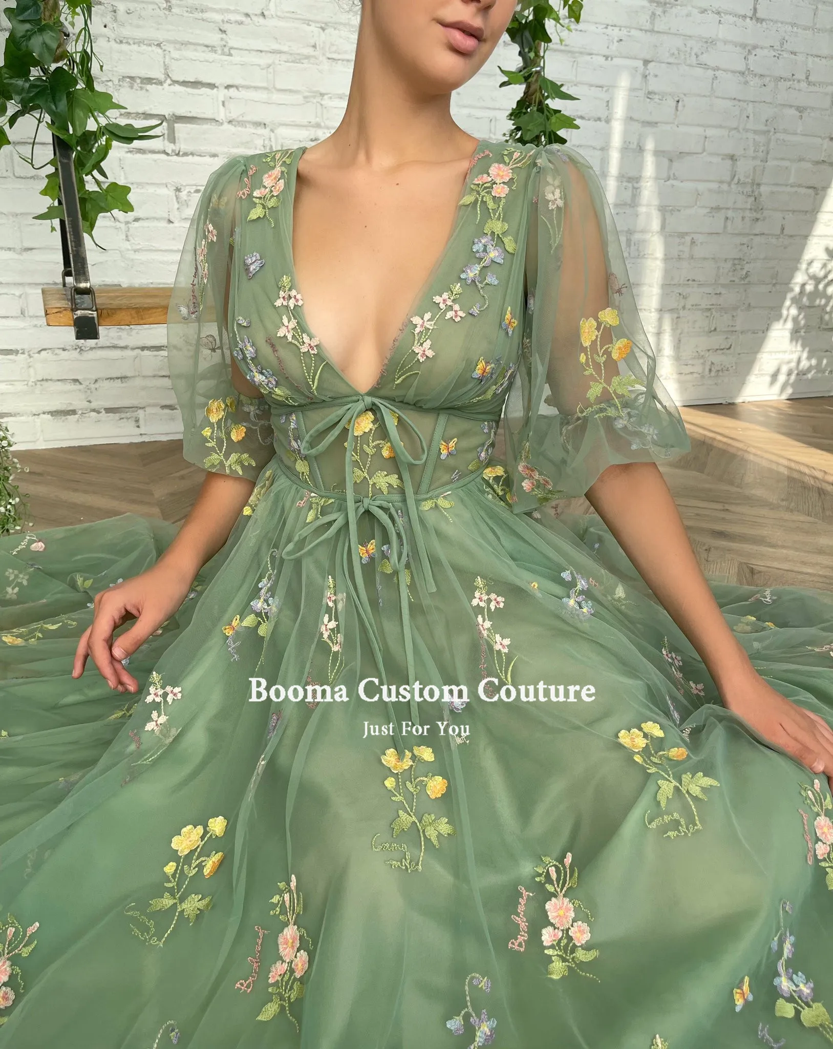 Booma Green Embroidery Lace Midi Prom Dresses Deep V-Neck Half Sleeves Tea-Length Tulle Wedding Party Dresses Formal Gowns 2022