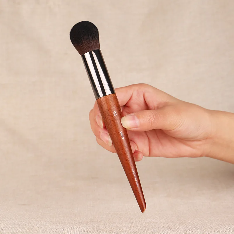 Highlighter Makeup Brush 152 - Round Dense Cream Gel Powder Foundation Contour Brush - Beauty Cosmetics Brushes Tools