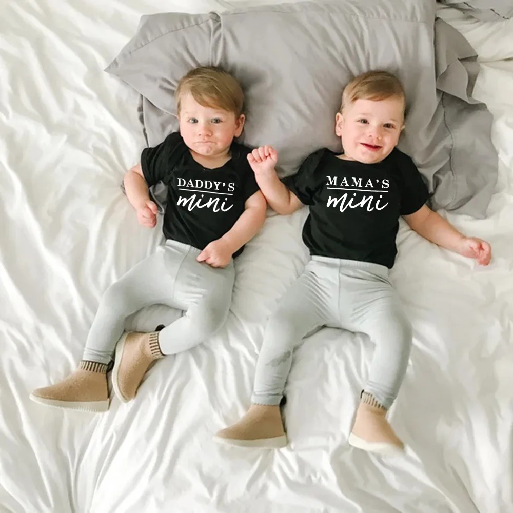 Newborn Baby Boys Girl MAMA Daddy Mini Babygrows Bodysuit Jumpsuit Black Summer Casual Clothes Fashion Brothers Sisters Ropa