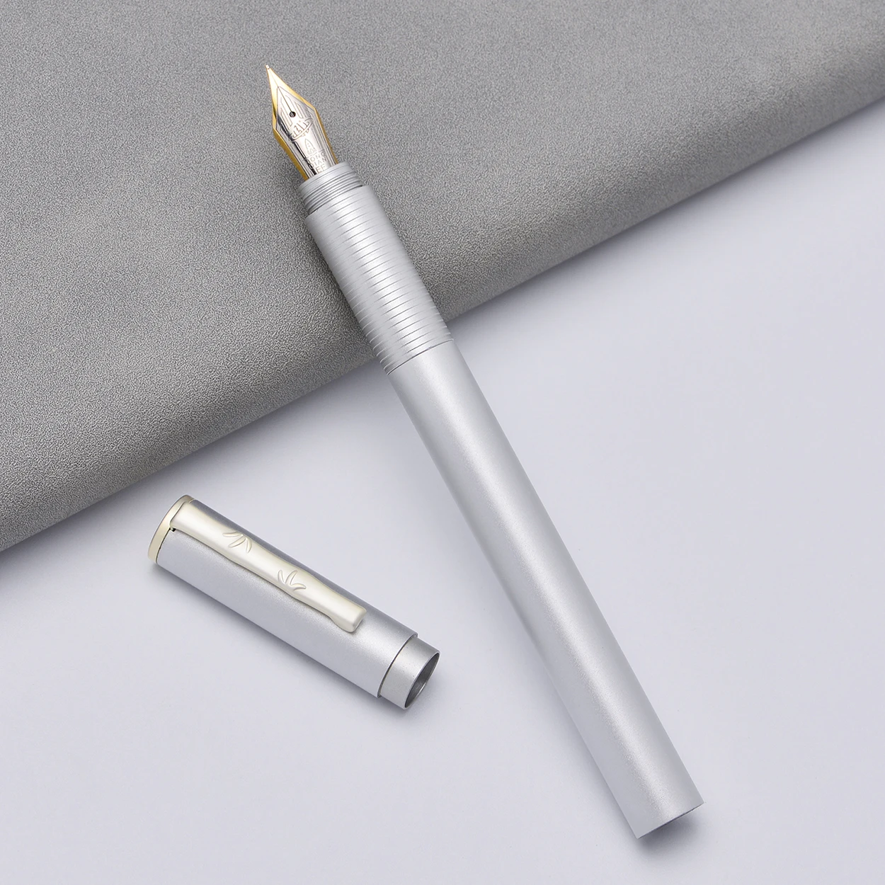 

Hongdian H3 Metal Silver Fountain Aluminum Alloy Beautiful Bamboo Clip Iridium EF/F 0.4/0.5mm Size Writing Ink Pen for Business