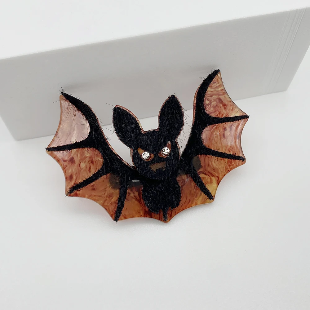 Handmade Safety Pins Custom Halloween bat Hedgehog Brooches Bag Lapel Pin Cartoon Animal Badge Jewelry Gift for Kids Friends