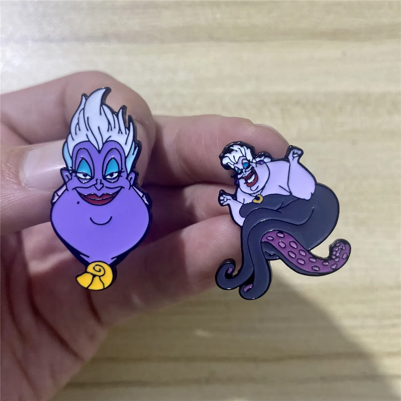 Disney Little Mermaid Brooch Pin Cartoon Animation Villain Ursula Metal Enamel Badge Children Gift Student Backpack Decoration