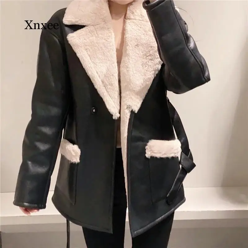 Women Fashion Winter Coat Thicken Warm Faux Leather Jacket Flat Collar Soft Imitation Wool Lining Jacket Parkas Female