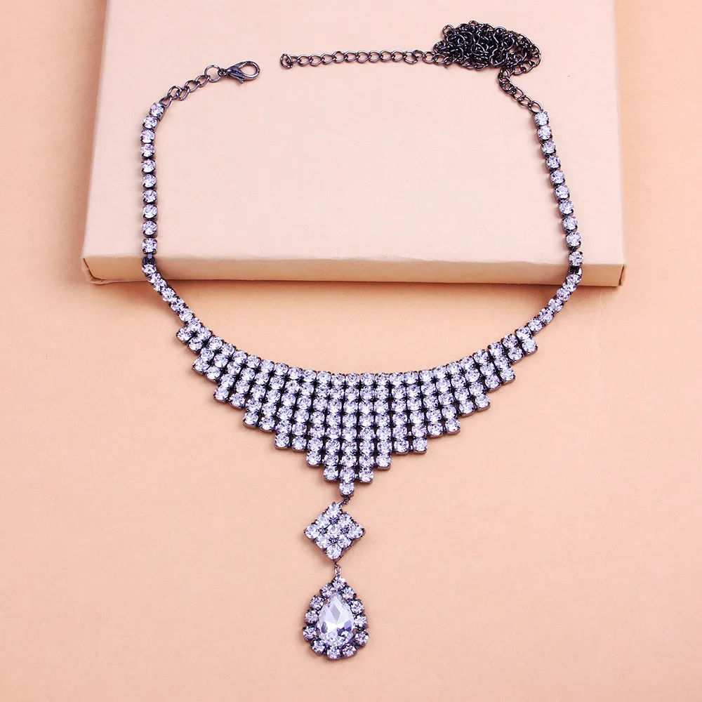 Sexy Rhinestone Water Drop Spike Choker Collar Necklace Black Neck Jewelry for Women Luxury Crystal Clavicle Chain Necklace