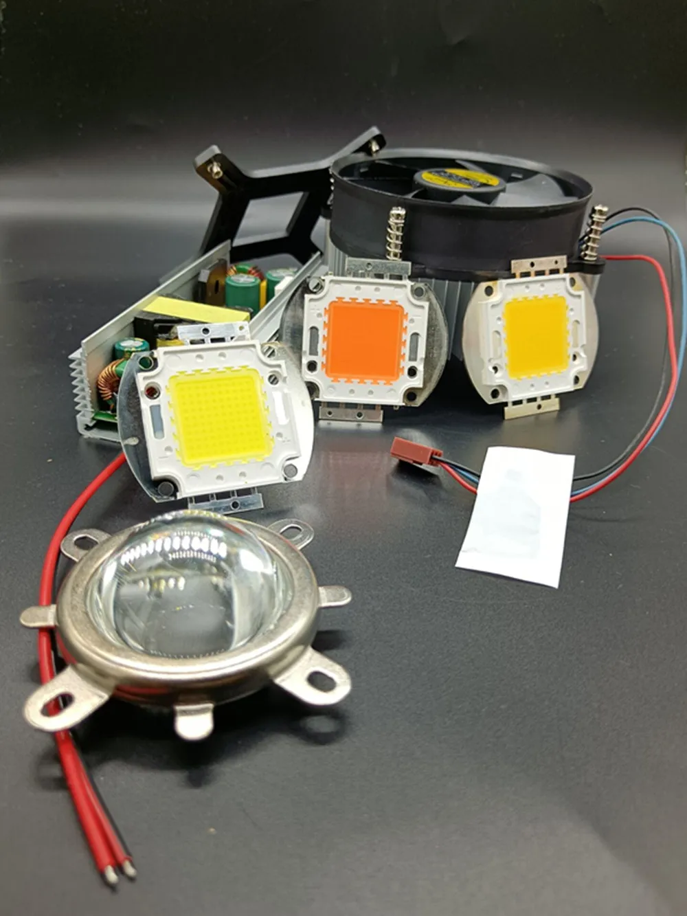 100W LED Att High Power 3000k/ 6000k 4000K 400-840nm Lampa LED + Radiator + 100W LED Driver Lens