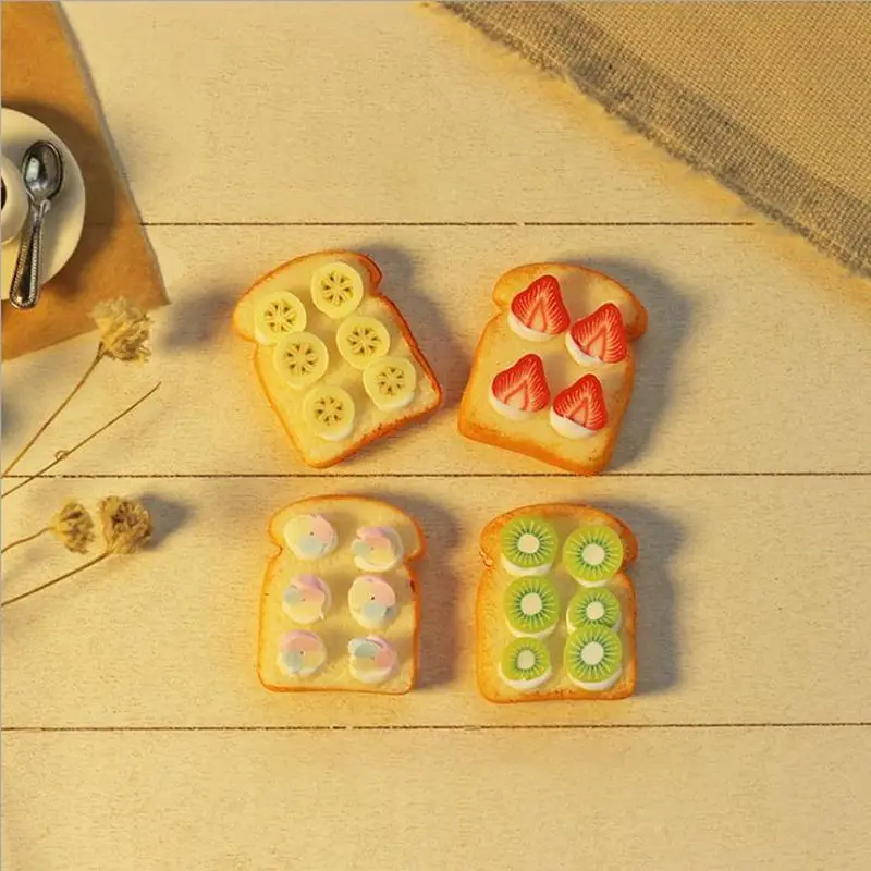 1/12 Scale Miniature Fruit Toast Mini Bread for Blyth Barbies OB11 BJD Dollhouse Pretend Food Kitchen Play Toys Accessories