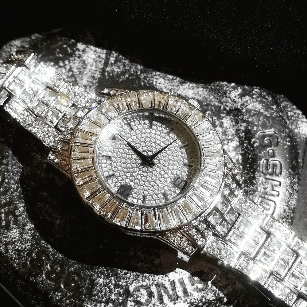 Iced Out-Reloj de pulsera de cuarzo para hombre y mujer, cronógrafo de lujo con diamantes dorados, sencillo, ostentoso, regalo