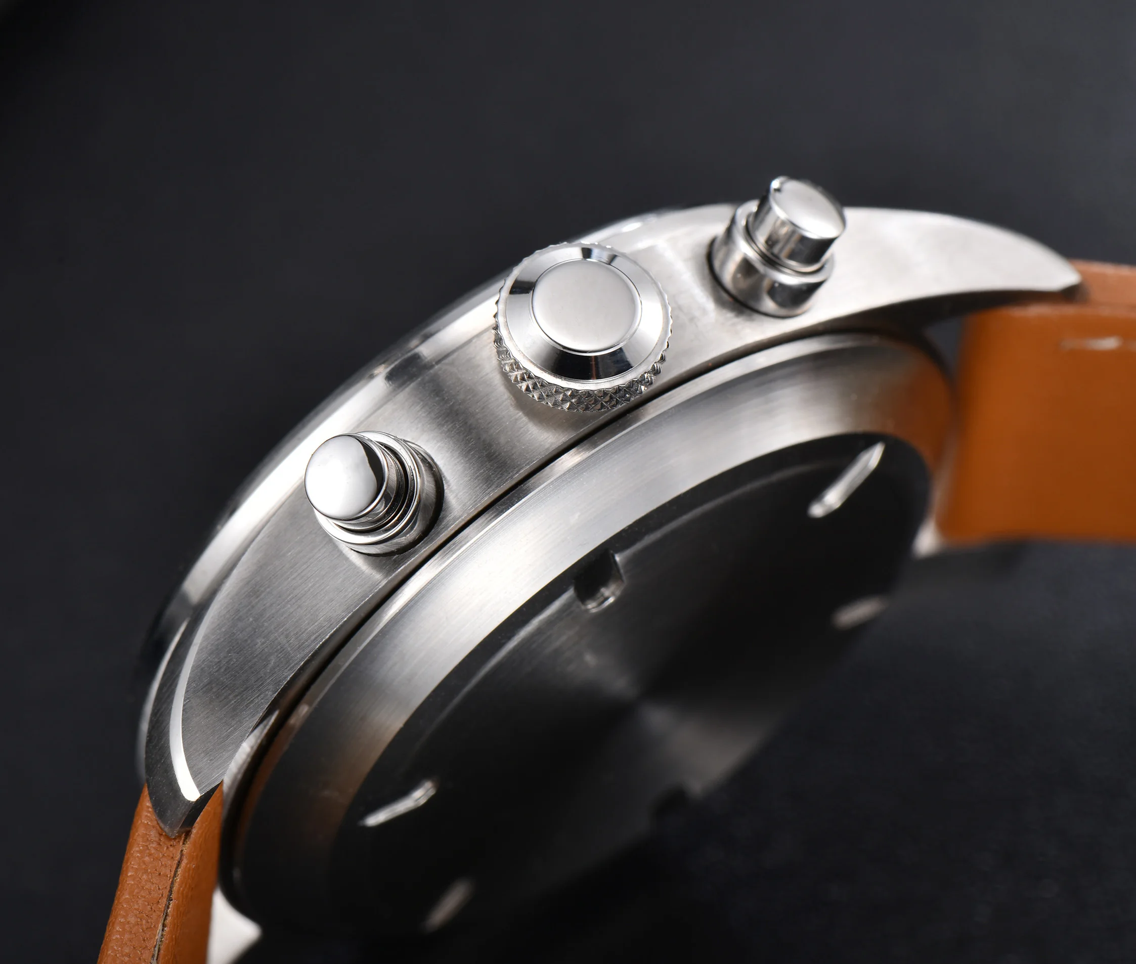 PARNIS Quartz Men Watch Chronograph Date Week Function Round Case Leather Band