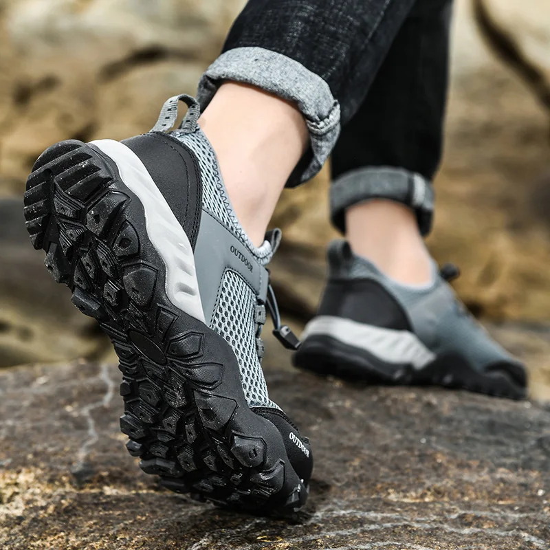 Men Aqua Shoes Trekking Hiking Shoes Breathable Elastic Quick Dry Upstream Socks Soft Non-slip Comfortable Driving Water Sneaker
