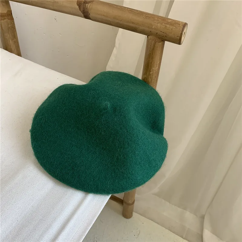 Elegant Wool artist Painter hat New winter Classic Hot Women Girl Female Thickened Woolen French hat Berets Cap Gorros