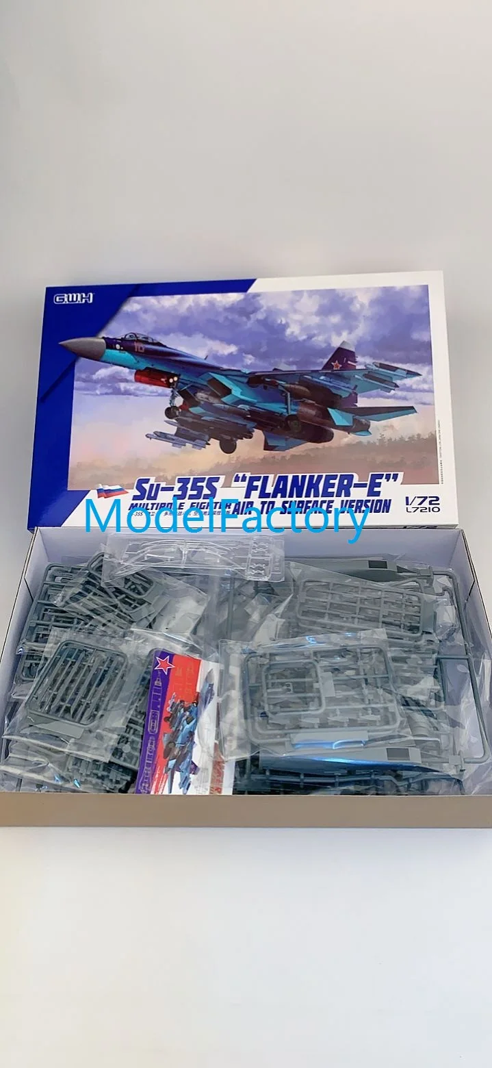 Great Wall Hobby L7210 1/72 Su-35S 