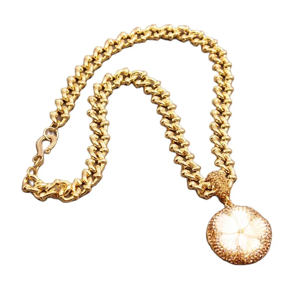 

GuaiGuai Jewelry Natural White Sea Shell Pearl Carved Flower Pendant Gold Color Plated Chain Necklace Handmade For Lady Women