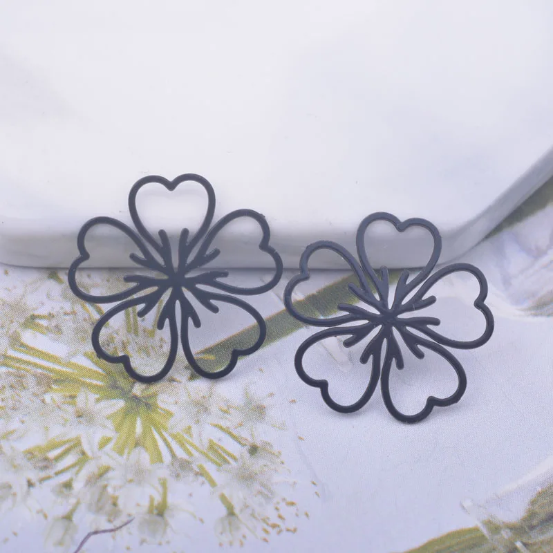 50 Stück AC12177 17mm Messing-Blumen-Abstandshalter-Anhänger Schmuckdekoration – Detail 6