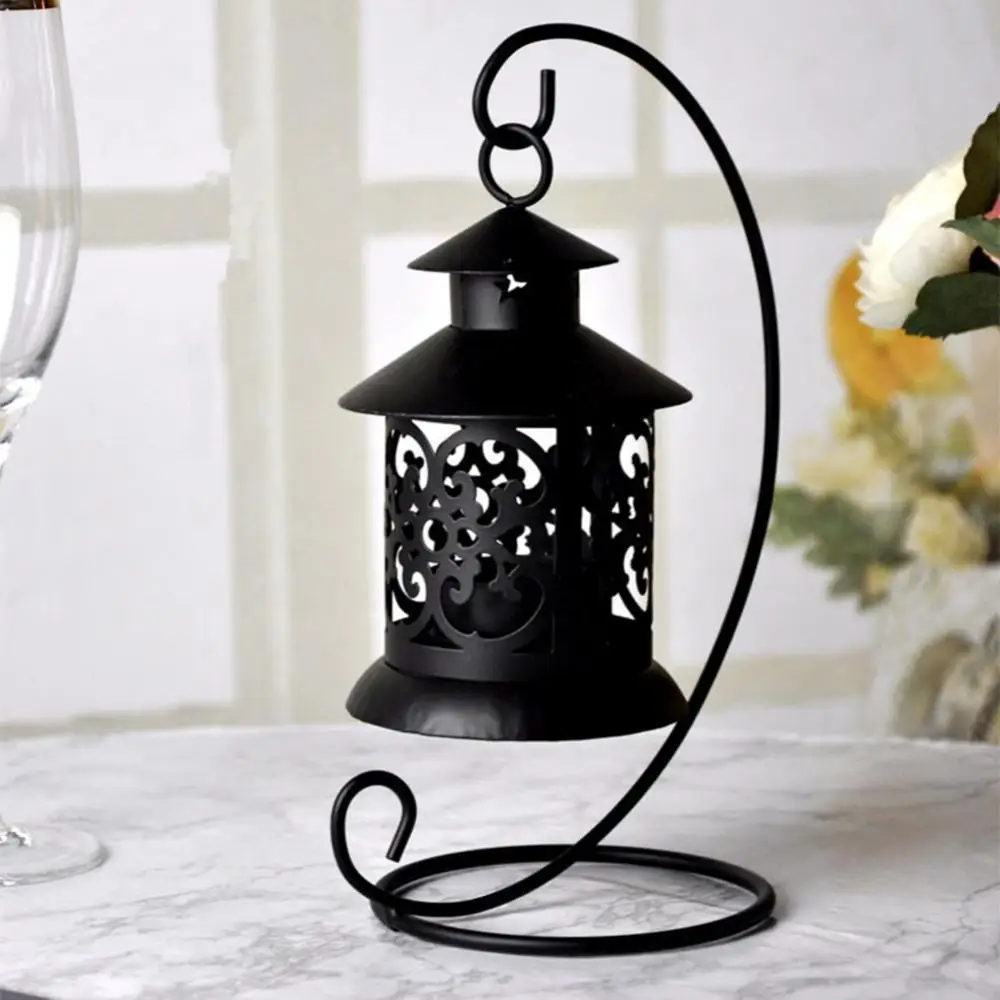 Metal Stand Candle Lantern Hollow Hanging Candlestick Antique Moroccan Candle Holder Office Desktop Ornament Wedding Decor Gifts