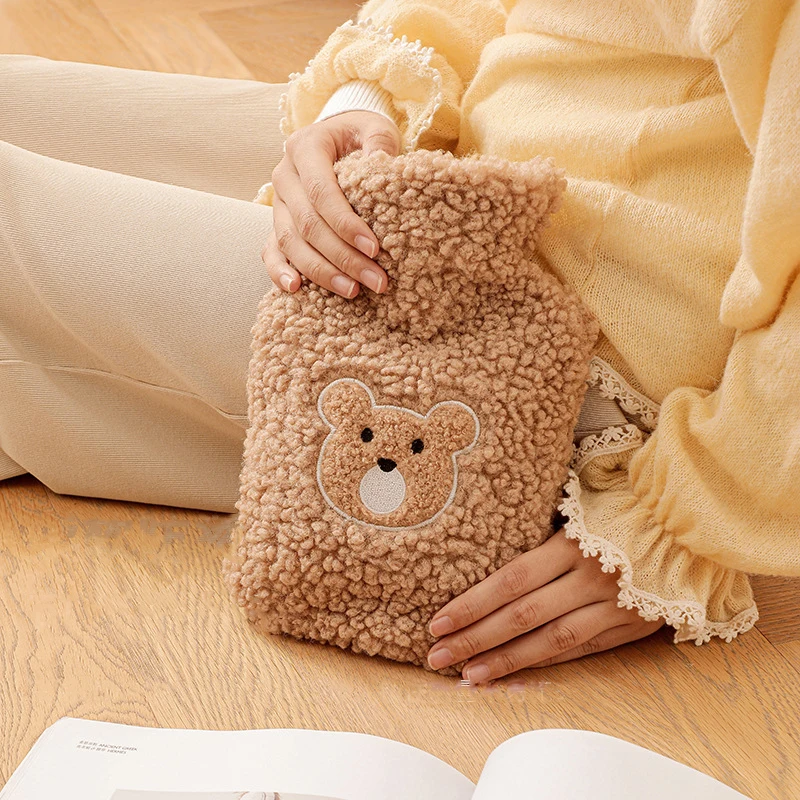 1L Cute Plush Bear Warm Water Bag PVC Material Water Injection Hot Water Bottle Portable Winter Warmth Recyclable Hand Warmer