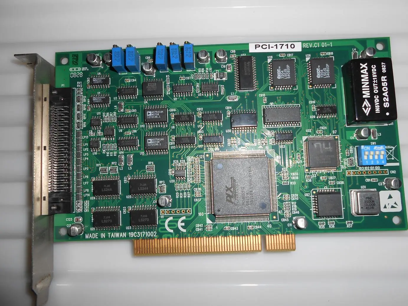 Advantech PCI-1710 REV.C1 data acquisition card PCI-1710 REV.CI 01-1 acquisition card