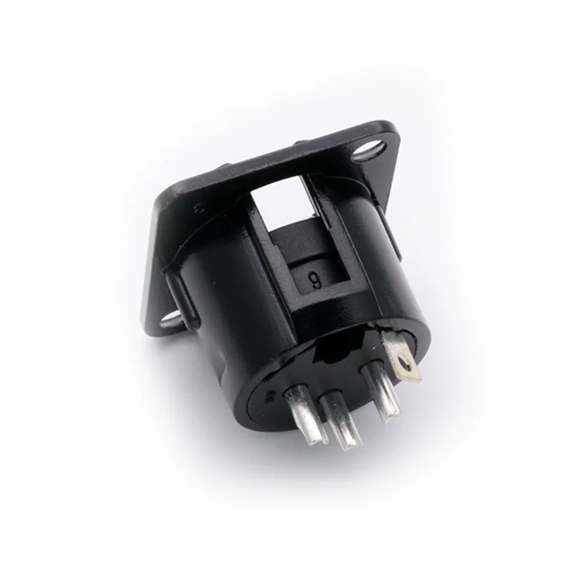 1PC Nickle-plated Pin Feet 3PIN XLR Male panel mount adapter Metal high quality soldering xlr connector jack socket