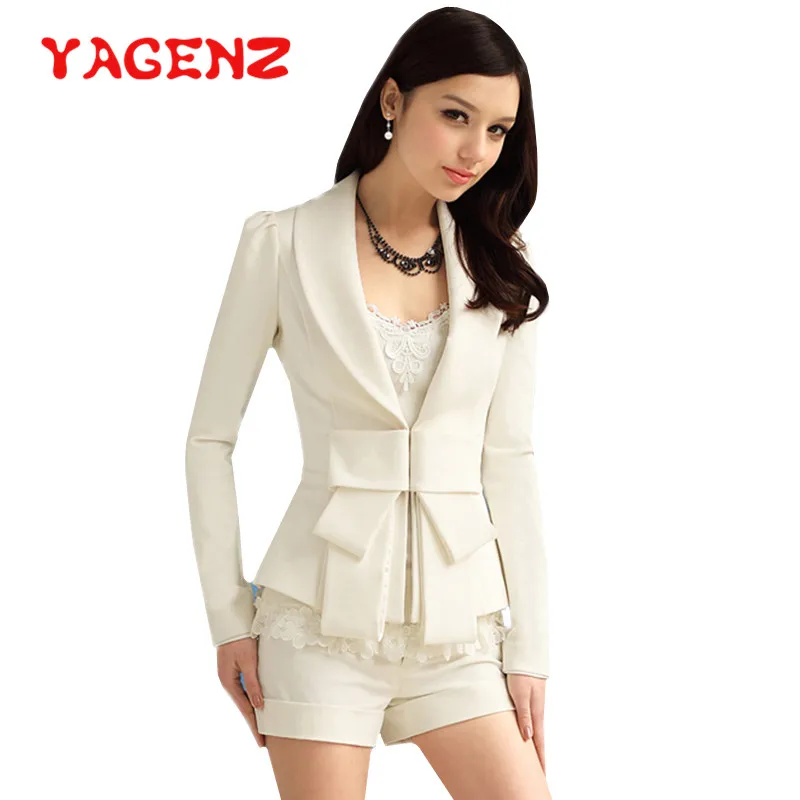 

YAGENZ Casual Blazers Women Fashion Short Jackets Women Elegant Long Sleeve Suits Female Lace stitching White Coat Ladies 776