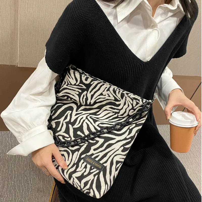 New Shoulder Bags Women Flap Underarm Leopard Fashion Large Capacity Canvas Daily All-match Chic Street Handbags Ulzzang Casual