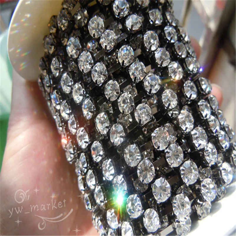 SS28 6mm Crystal Clear Rhinestone Chain Trim Black sew on 10 yard