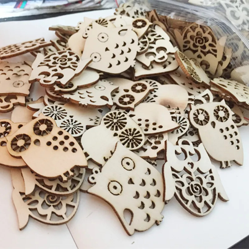 20pcs Unfinished Wooden Owl Shaped Craft Hollow Out Blanks Wood Slices Hanging Ornaments for Arts Painting Christmas Decorations