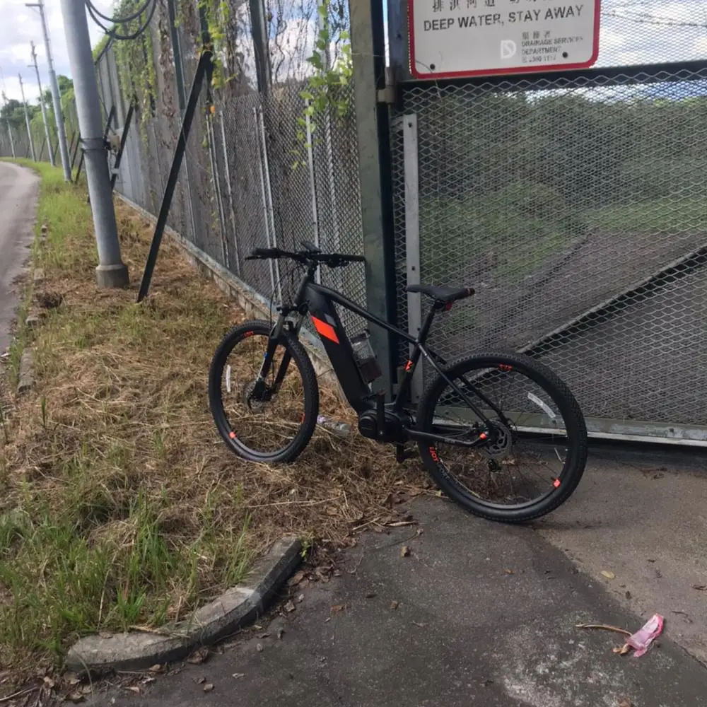 27.5inch electric mountian bicycle 36v14AH Hide lithium battery bafang 250w mid torque motor max speed 50km/h emtb