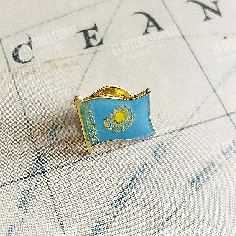 Kazakhstan National Flag Lapel Pins Crystal Epoxy Metal Enamel Badge Paint Brooch Souvenir Suit  Personality Commemorative Gifts
