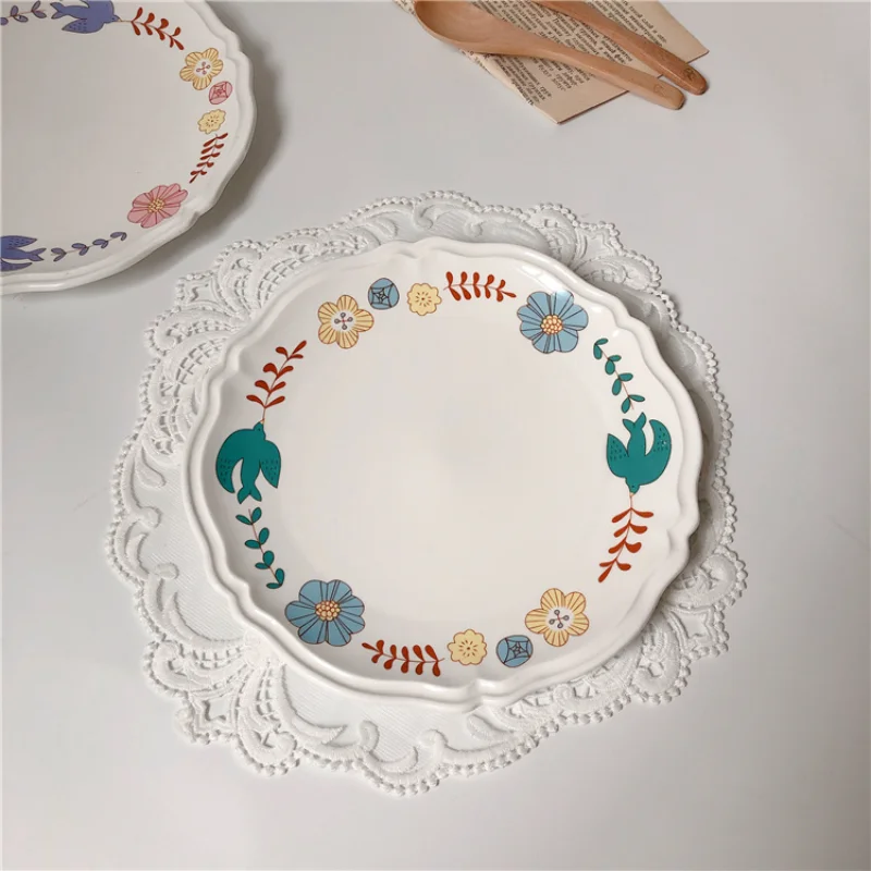 

Japanese Style Kitchen Accessories Lovely Round Flower Cartoon Ceramic Plate Household Dish Dinner Set s and Dishes